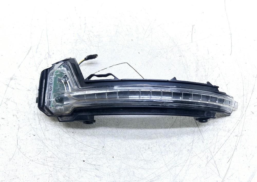 Pisca Retrovisor Esquerdo Vw Tiguan Tsi 2.0 2021 5na949101a