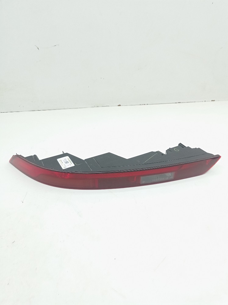 lanterna inferior esquerda audi q5 2.0 2024 2025 80A945069D