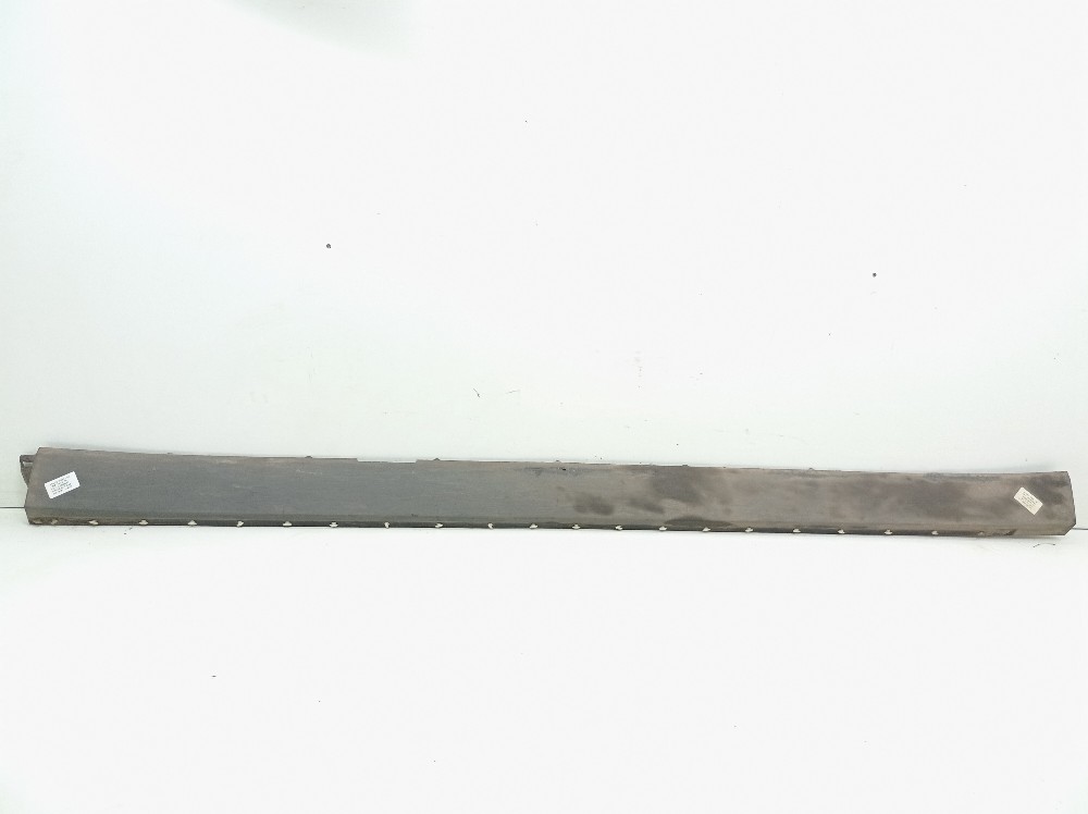 Spoiler Lateral Esquerdo Volvo Xc60 2.0 2019 Cd190420ve5241 Preto