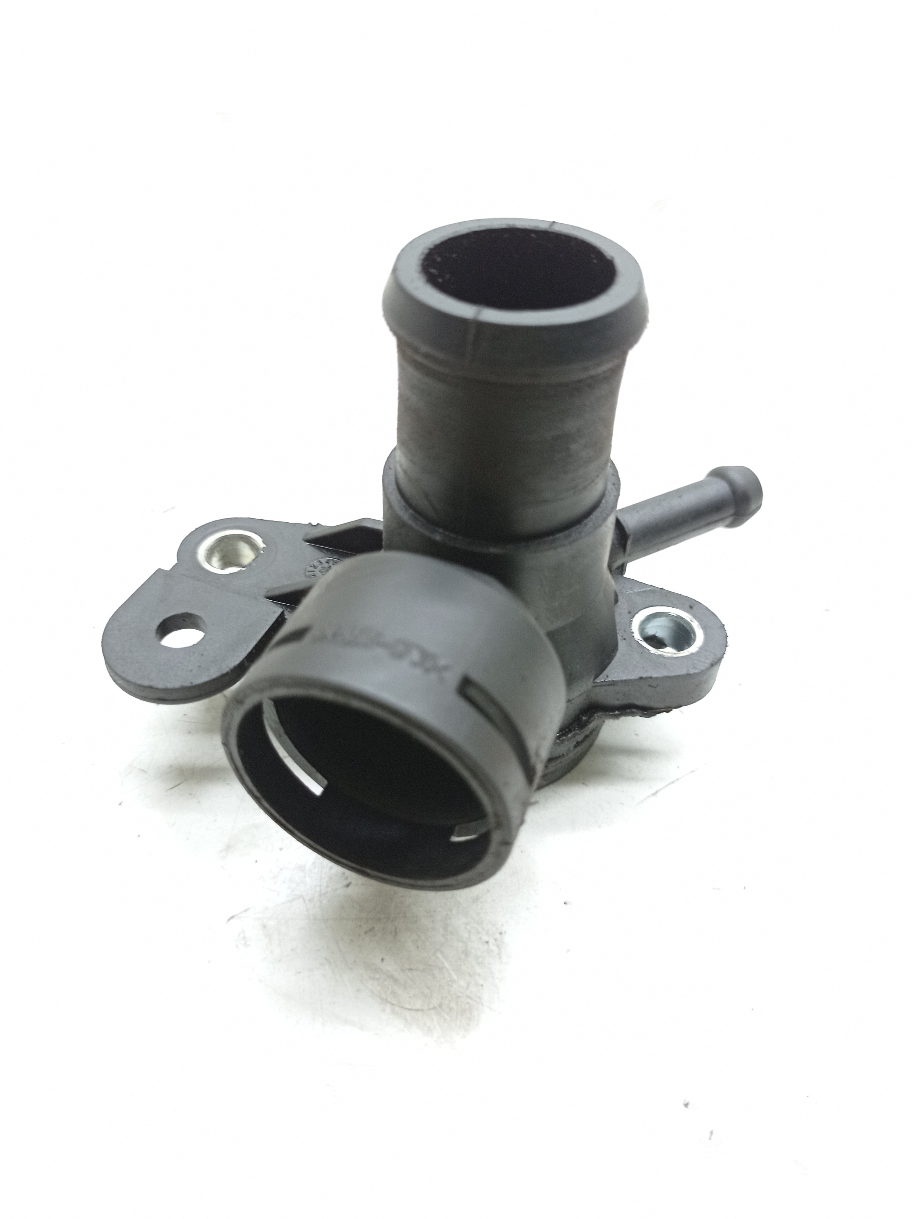 Flange Conexão Cabeçote Audi Q3 Tfsi 2.0 2014 / 2015