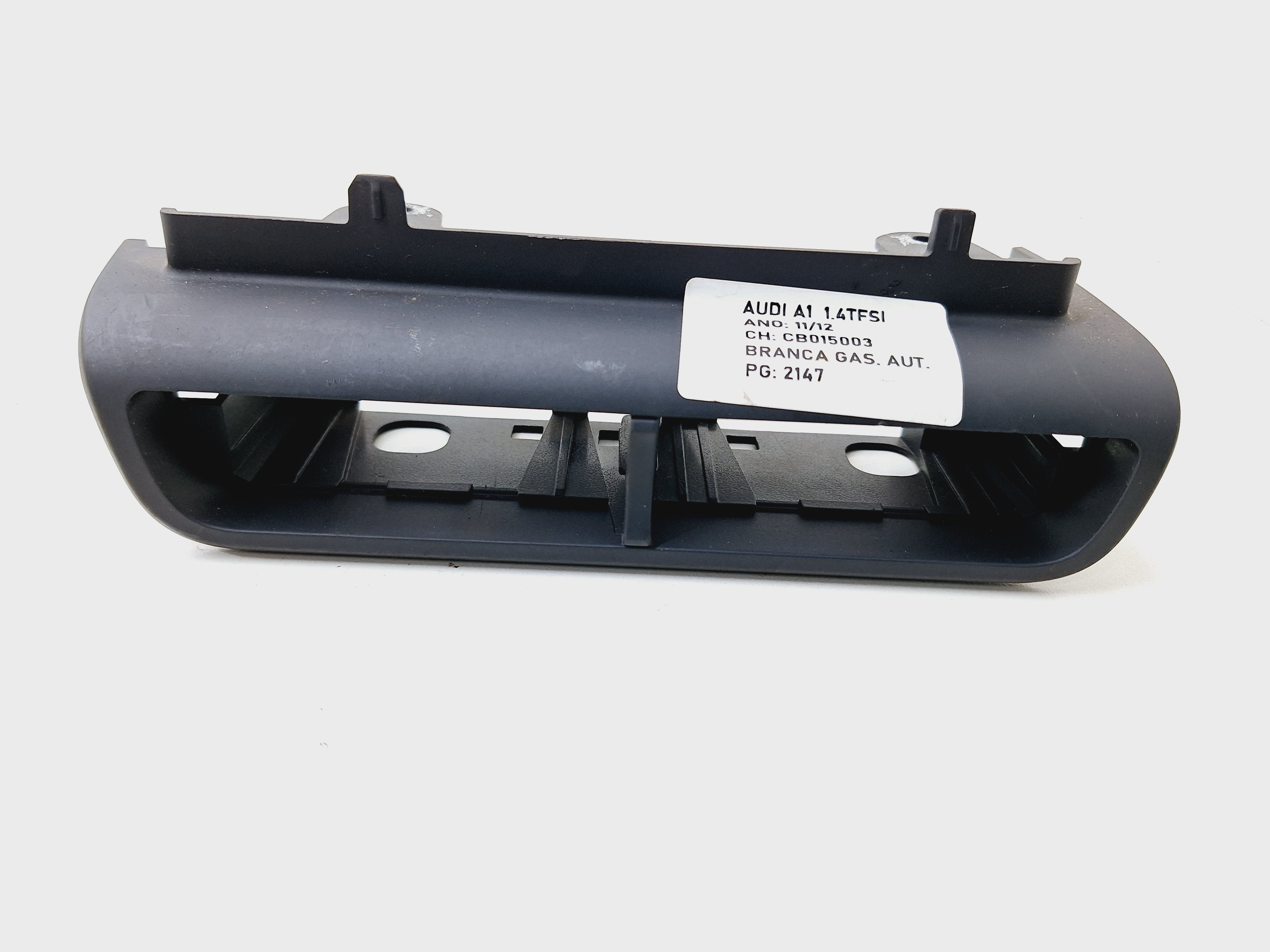 Acabamento Botão Off Audi A1 1.4 2012 Nº8×1857851