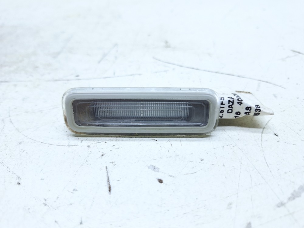 Luz Cortesia Esquerda Audi Q3 Rs 2.5 2021 2022 4m0947105