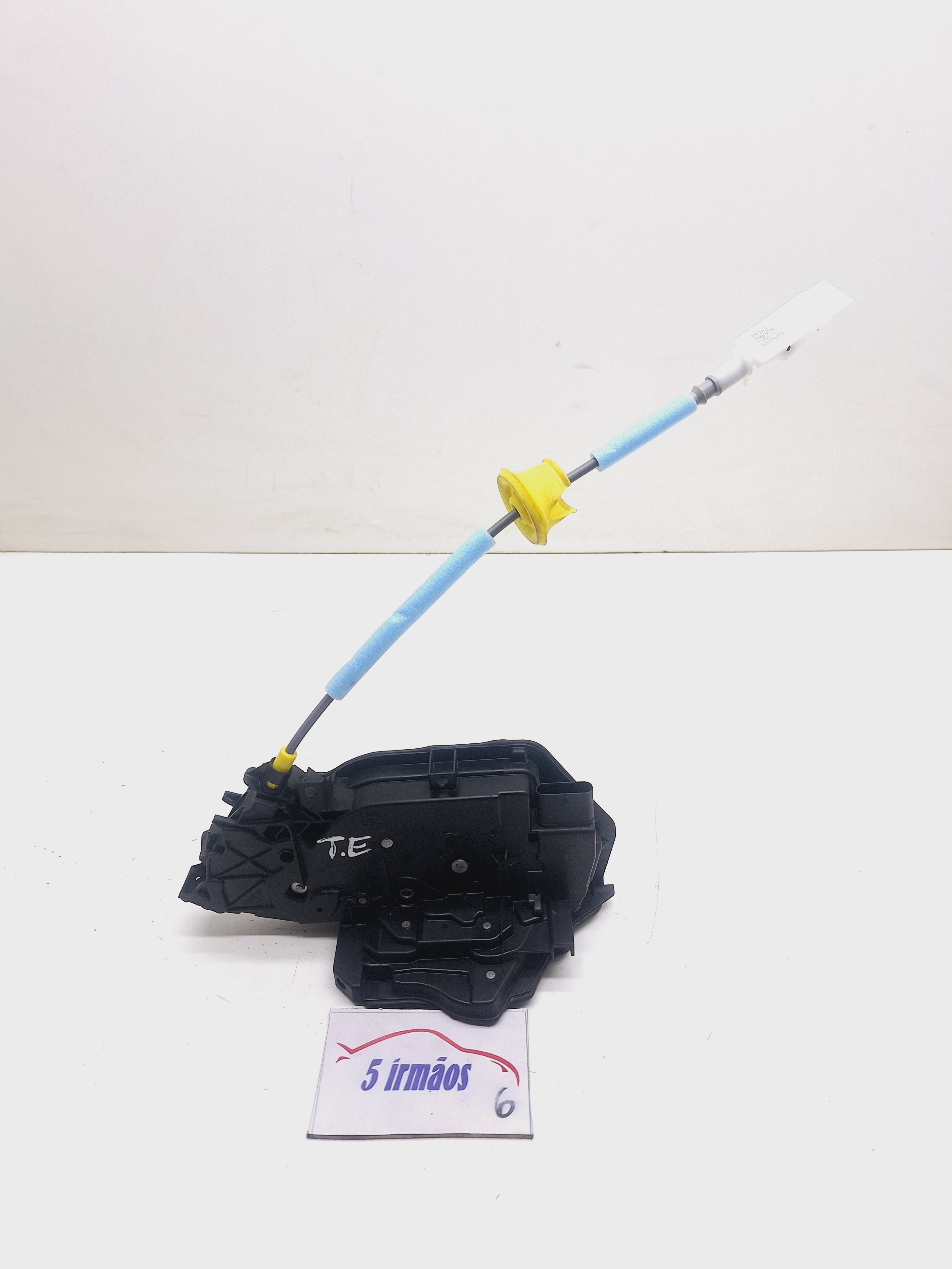 Fechadura Porta Traseira Esquerda Bmw 320i 2.0 Turbo 2021
