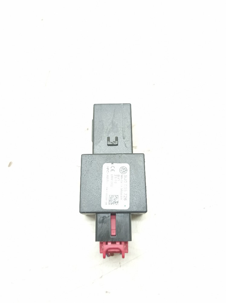Entrada Auxiliar Usb Vw Tiguan 1.4 2019 5u0035726