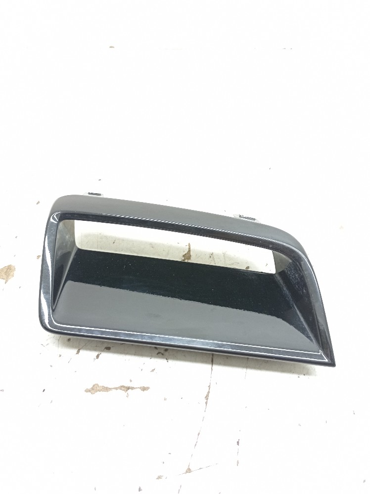 Acabamento Esquerdo Parachoque Dianteiro Audi Q3 Rs 2.5 2014