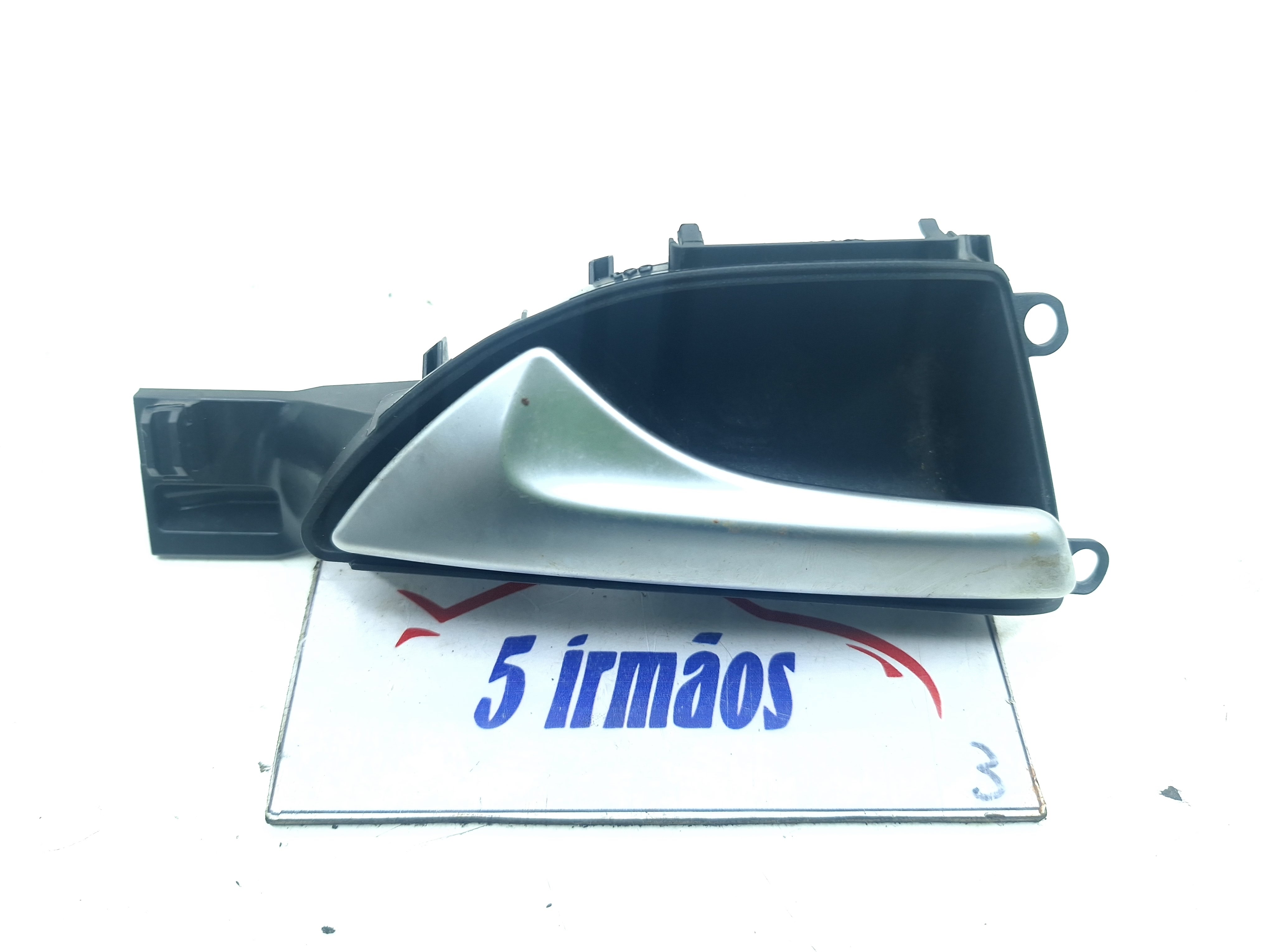 Maçaneta Interna Dianteira Esquerda Mercedes Gla250 1.6 2014 Dianteira