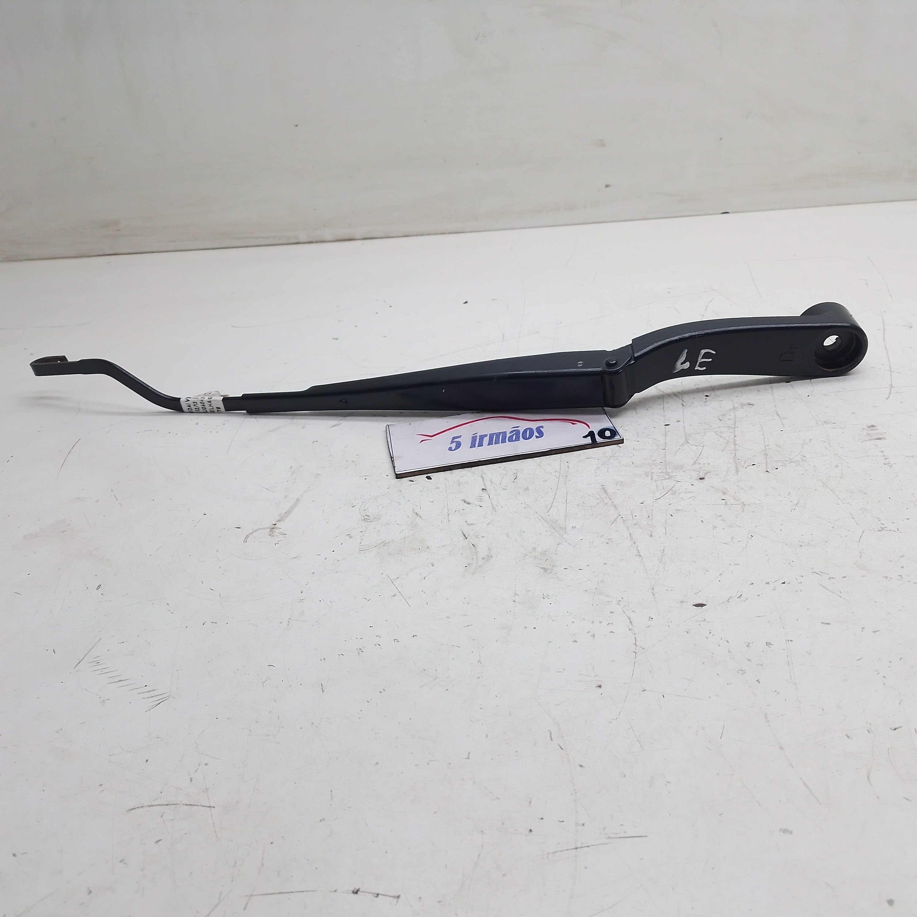 Braço Limpador Parabrisa Esquerdo Hyundai Veloster 1.6 2013 Esquerdo