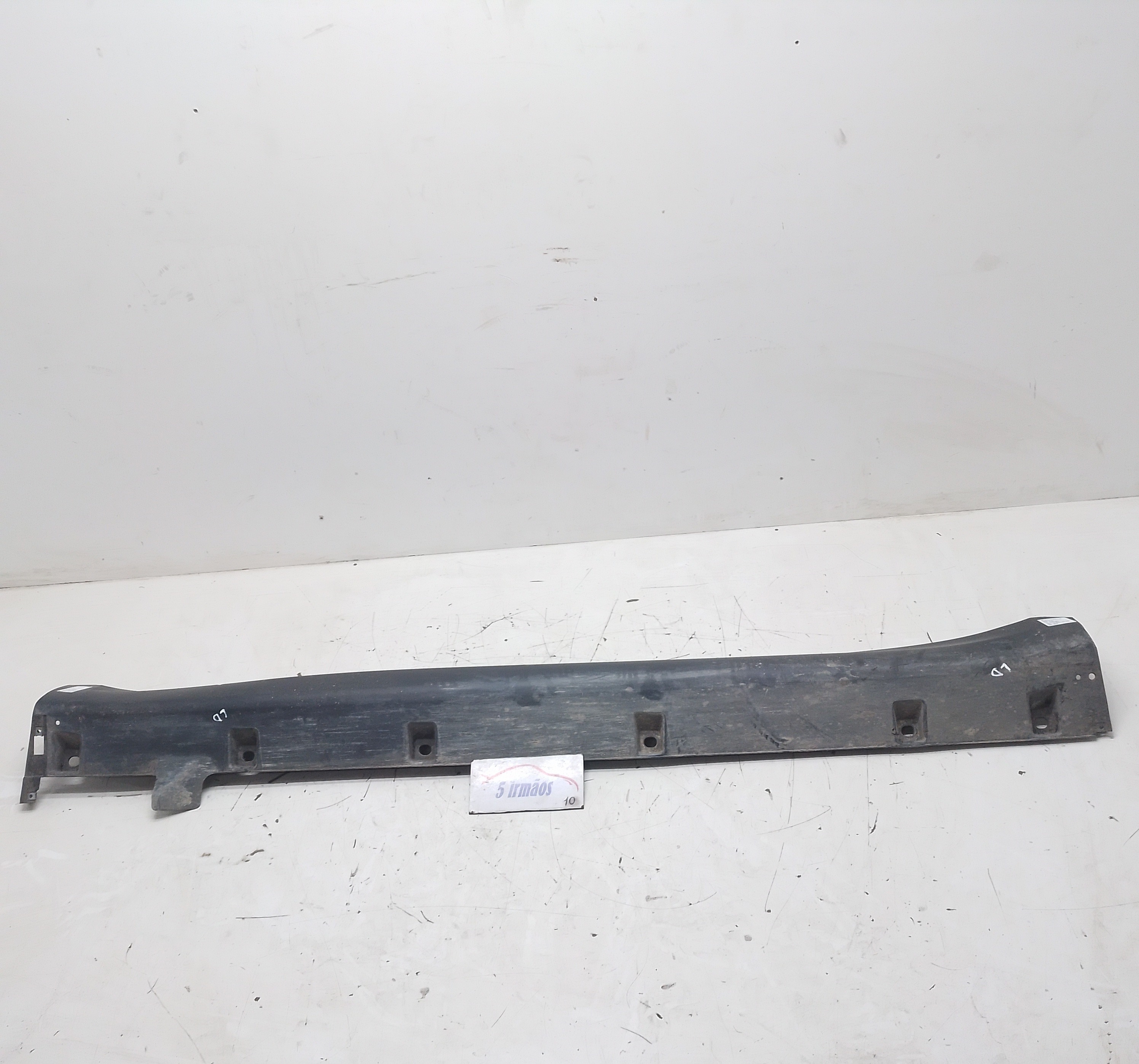 Spoiler Direito Suzuki Vitara 1.4 2017 / 2018 / 2019 Preto