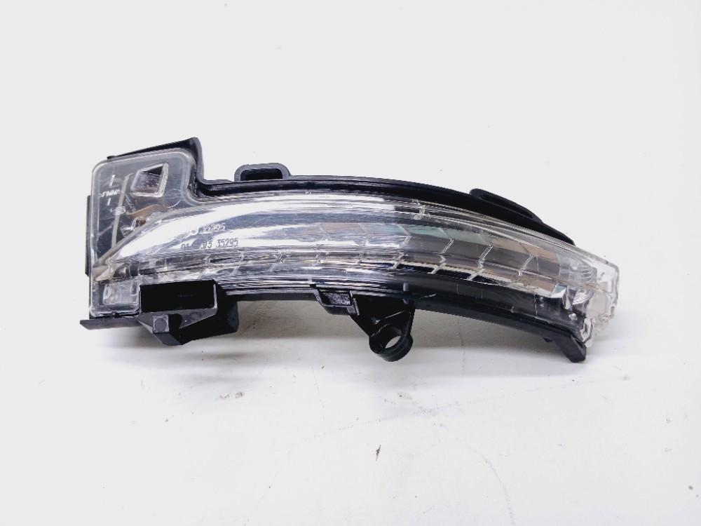 Pisca Retrovisor Esquerdo Vw Virtus 1.4 Tsi 2023 2gp949101 Transparente