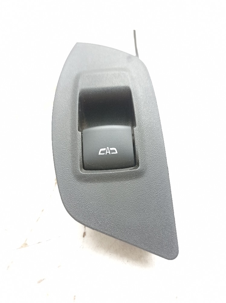 Botão Vidro Traseiro Esquerdo Gm Equinox 1.5 2022 23343983