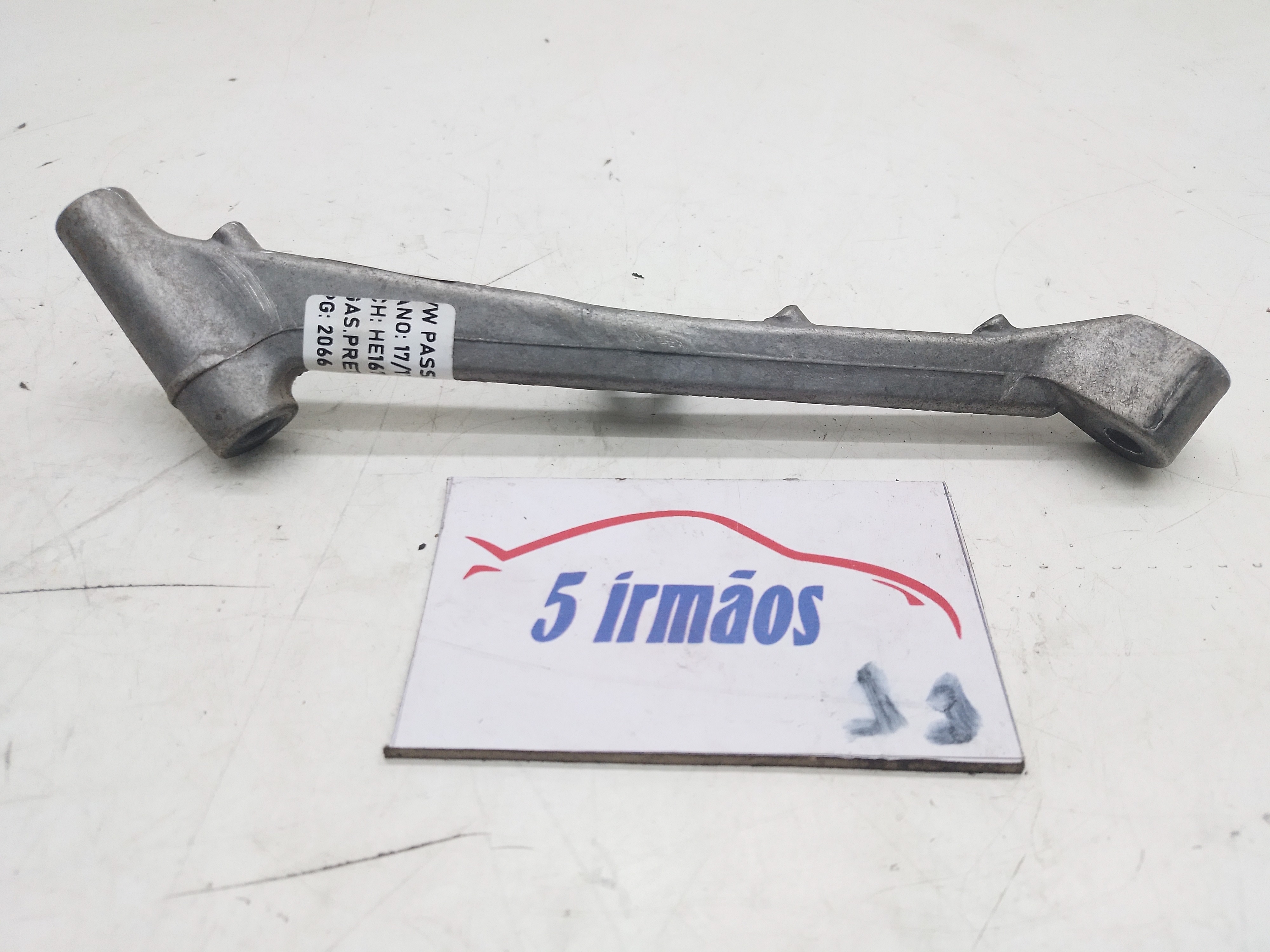 Suporte Coletor Admissão Vw Passat Tsi 2.0 2017 Nº06l129723c