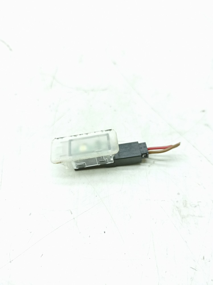 Luz Cortesia Porta Luvas Vw Jetta Tsi 1.4 2018 2019