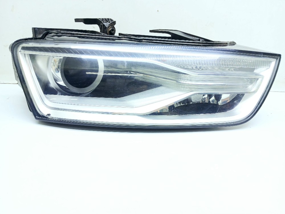 Farol Direito Audi Q3 1.4 2015 2016 8U0941006C