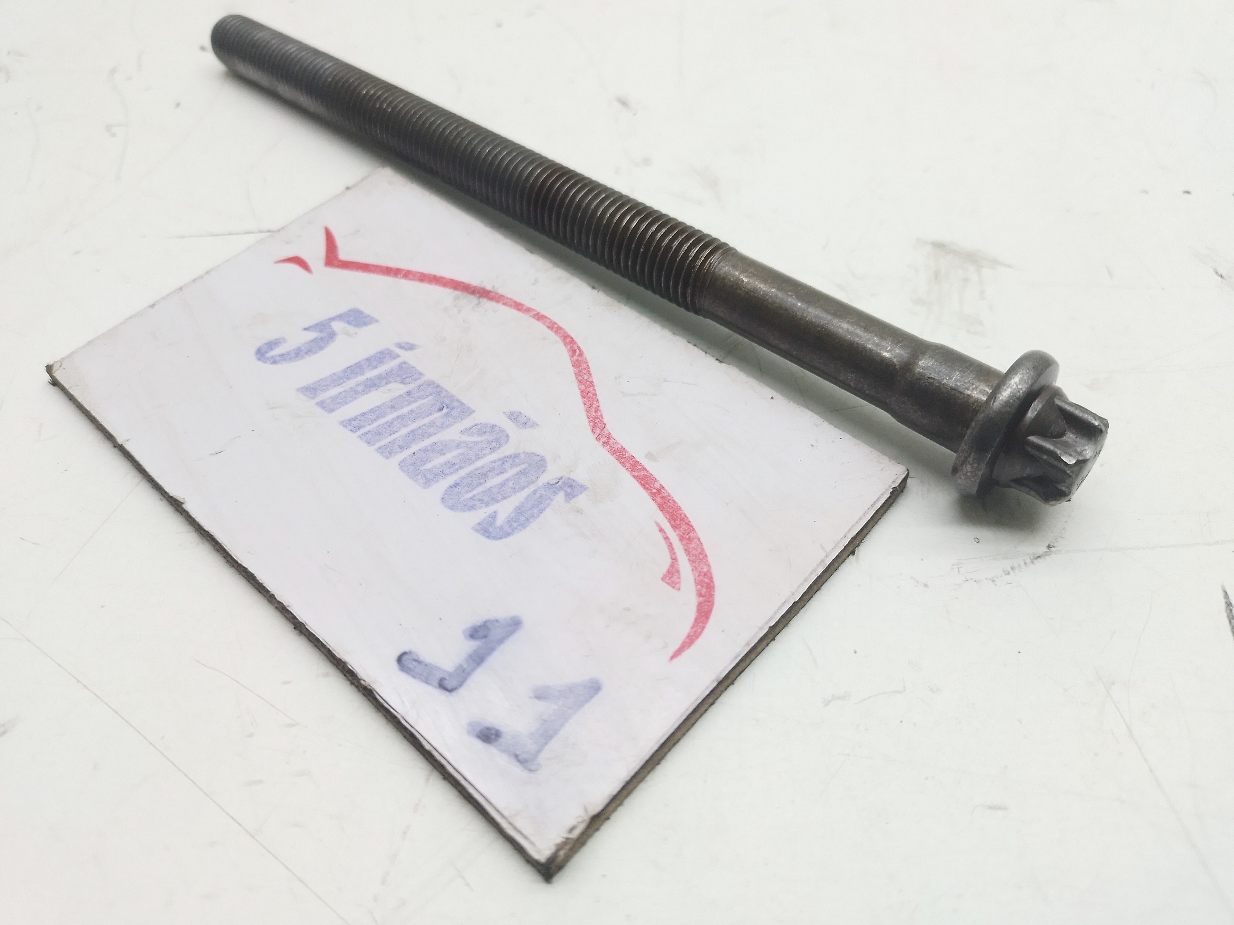 Parafuso Cabeçote Mercedes A200 1.6 2014 / 2015
