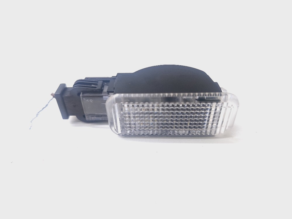 Luz Cortesia Interna Audi Q3 Tfsi 1.4t 2018 2019 893971632