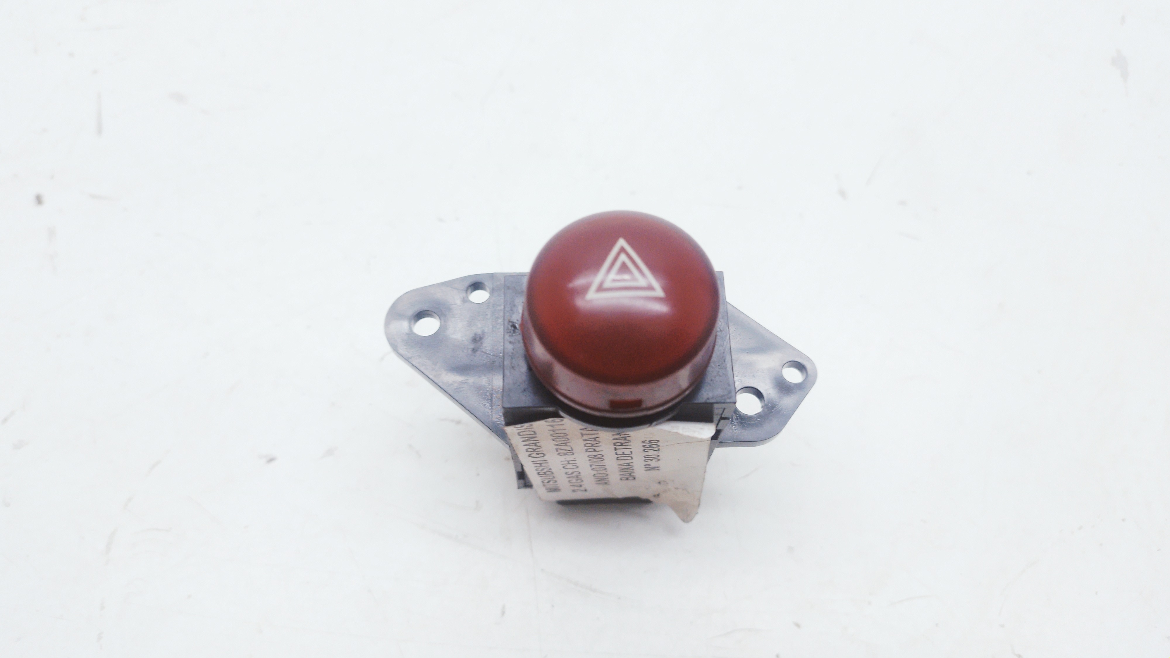 Botão Pisca Alerta Mitsubishi Grandis 2.4 2008 Nºmr962274 Vermelho
