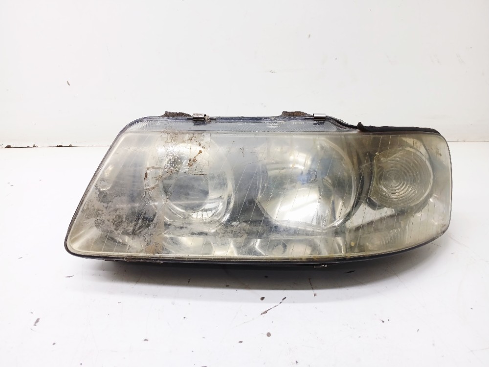 Farol Esquerdo Audi A3 1.6 2004 2005 Gasolina  Esquerdo/motorista