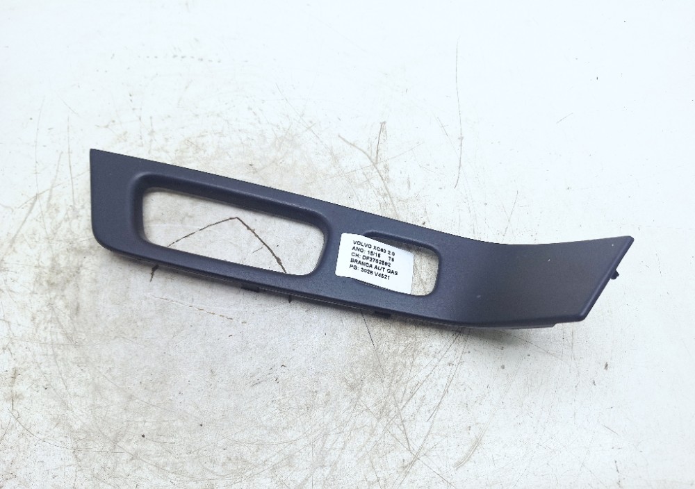 Acabamento Comando Vidro Traseiro Direito Xc60 2.0 2015