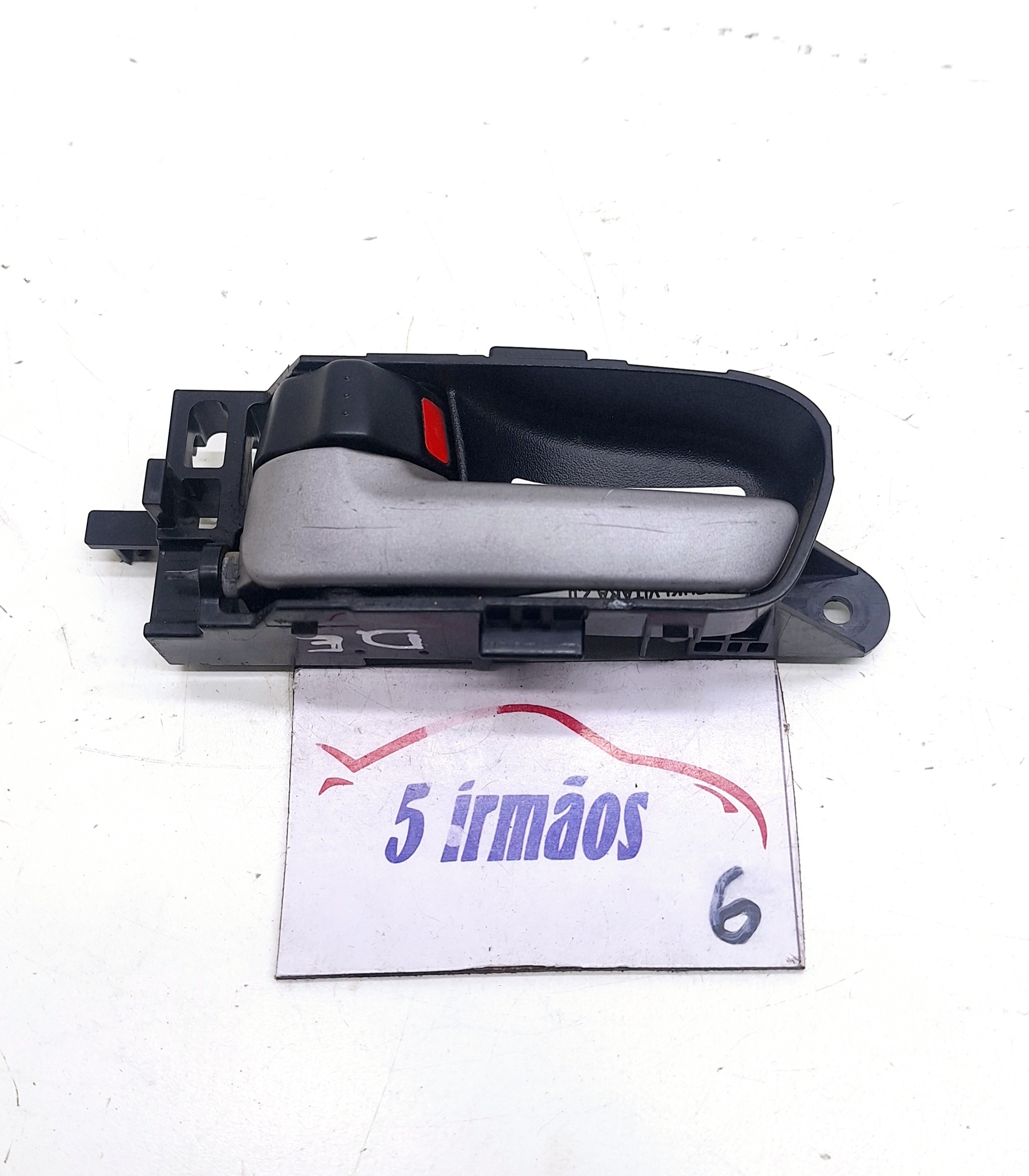 Maçaneta Interna Dianteira Esquerda Grand Vitara 2.0 2011 Preto Dianteira