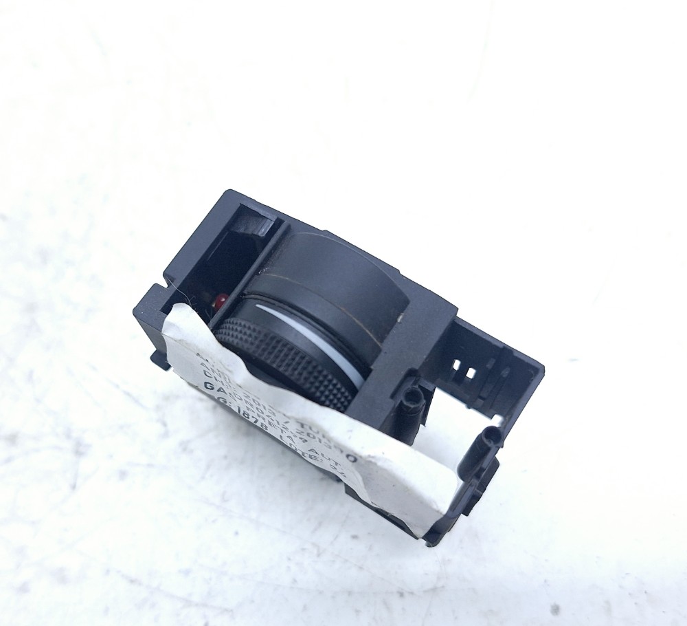 Comando Regulagem Luz Painel Audi Q3 2.0 2013 8p0919093