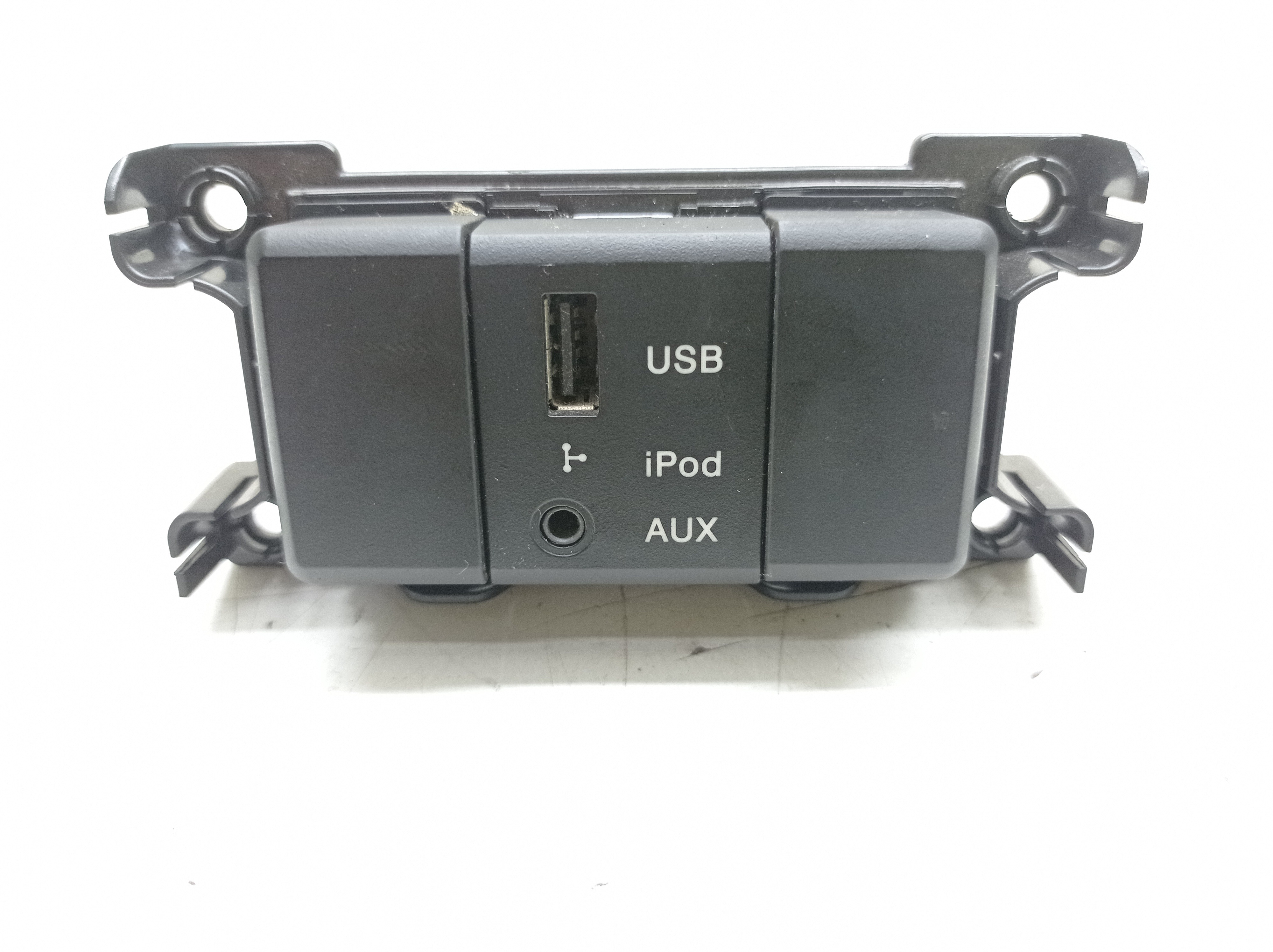 Entrada Usb Auxiliar Hyundai Santa Fé 3.5 2010 2011