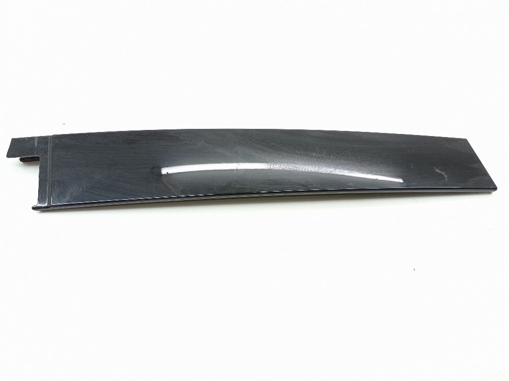 Acabamento Porta Dianteira Esquerda Gm Equinox 2.0 2018 2019 Preto