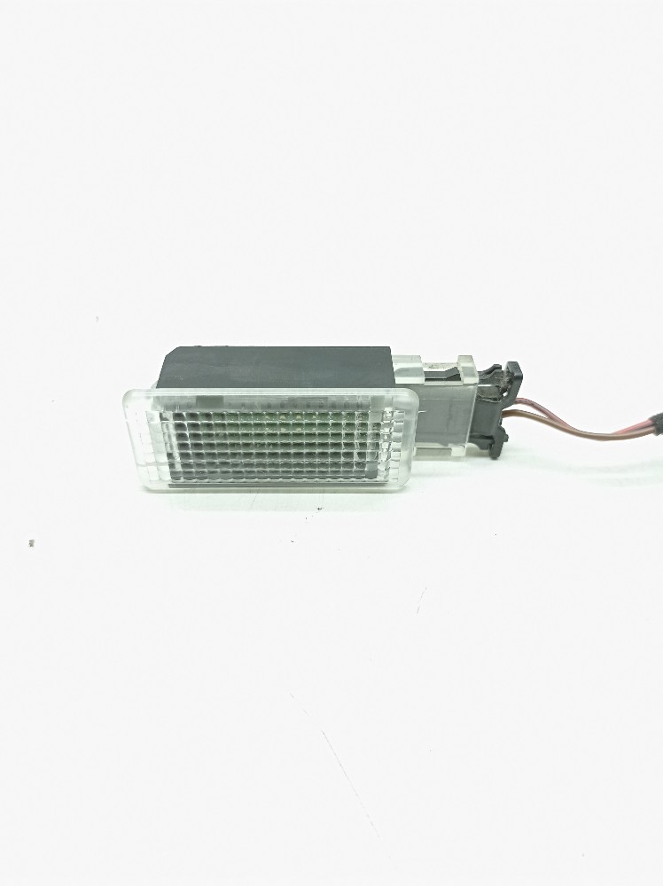 Luz Cortesia Porta Luvas Vw Golf Gti 2.0 2014 2015 5g0947409