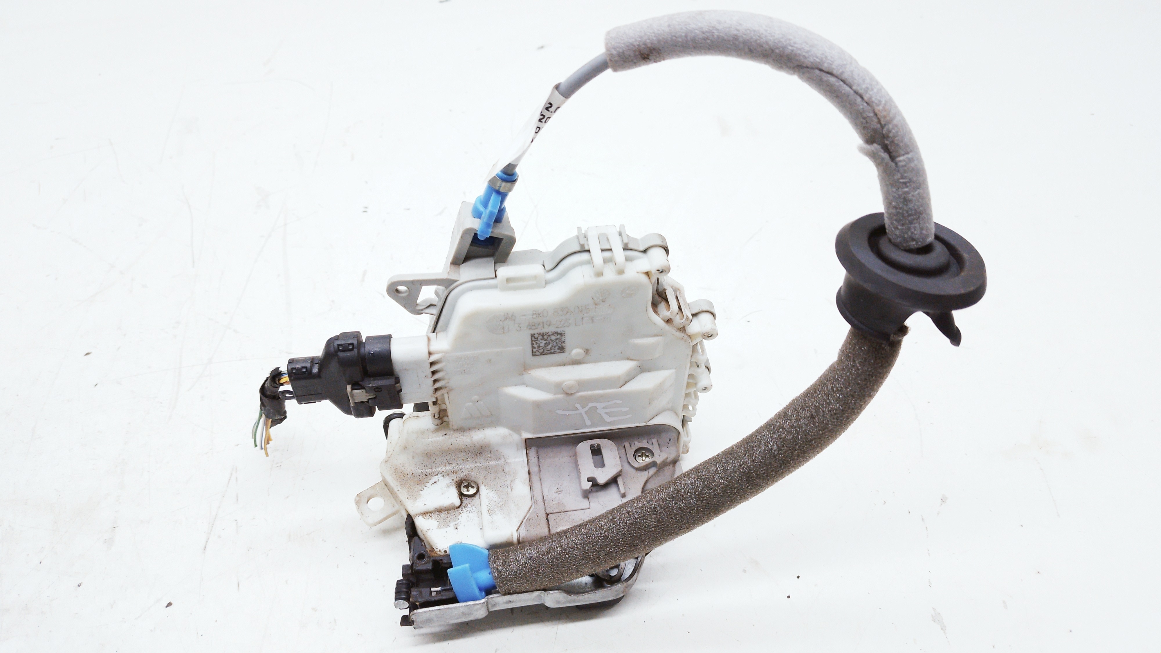 Fechadura Traseira Esquerda Audi A3 Sedan 2020 8x0839015b