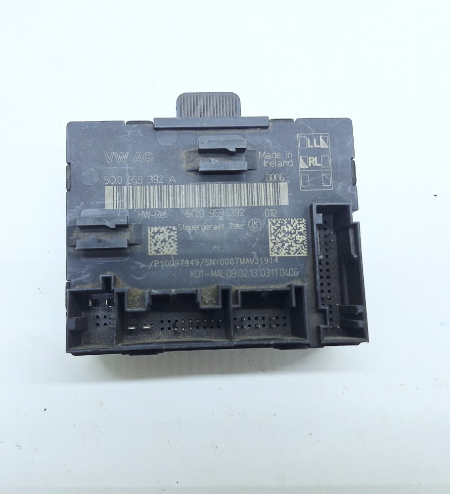 Módulo Porta Dianteira Direita Audi A3 1.8 2013 5q0959392a