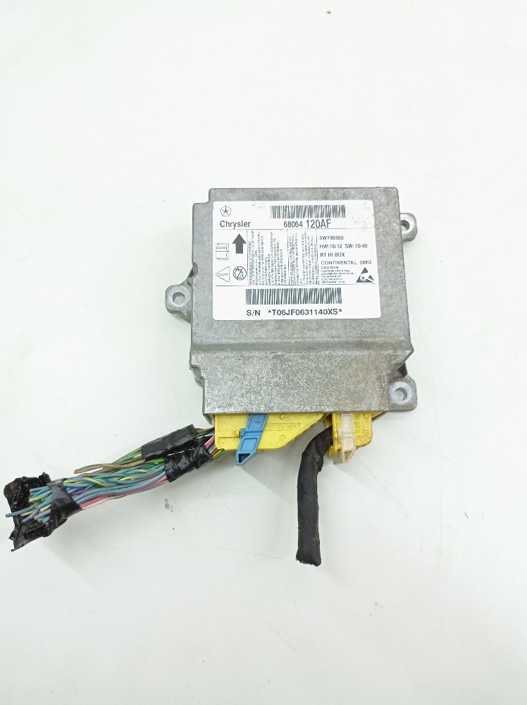 Módulo Chrysler Town Country 3.6 2011 68064120af Reprogramar