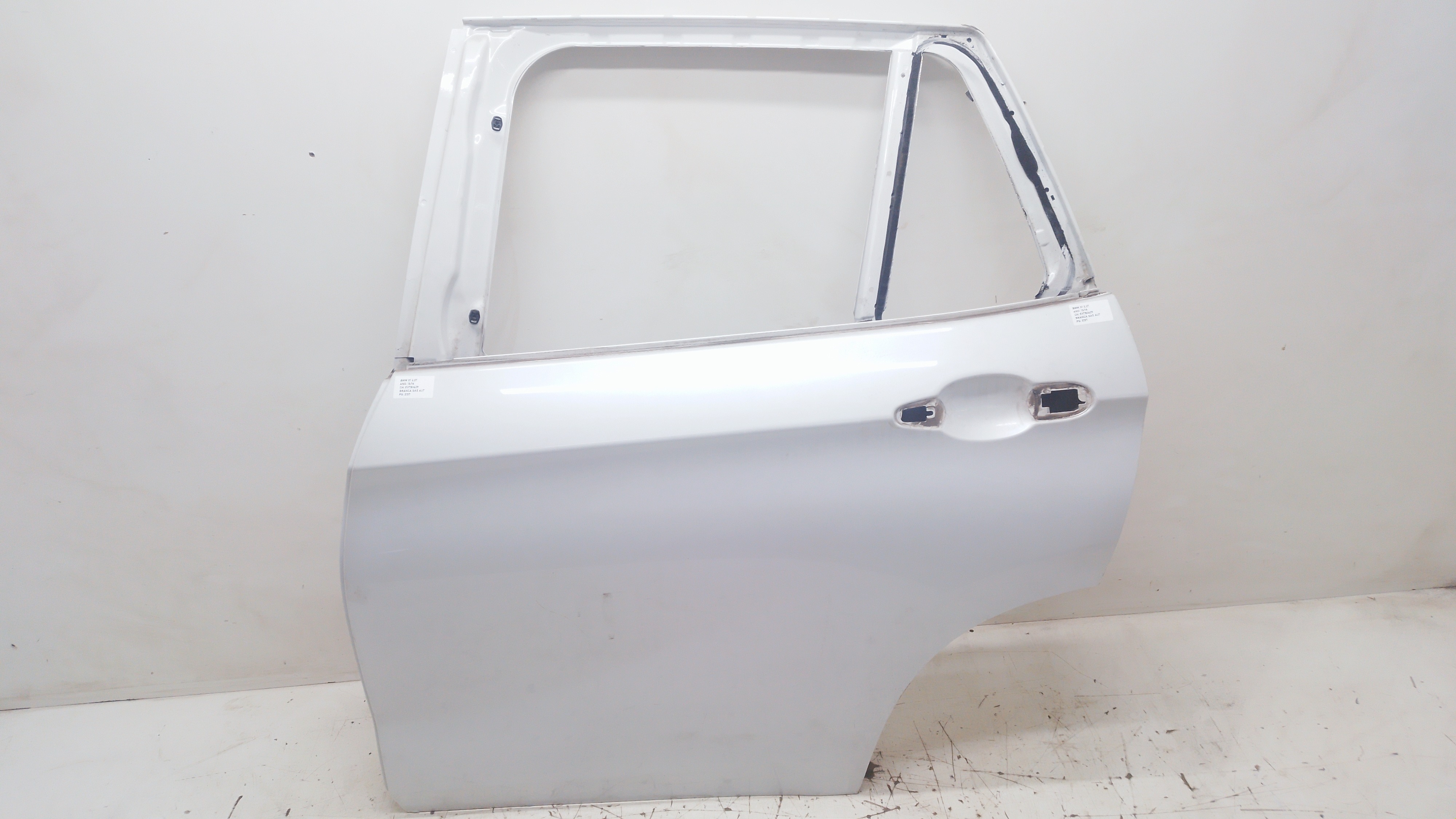 Porta Traseira Esquerda Bmw X1 2.0 Turbo 2013/ 2014  Traseira Esquerdo Branco