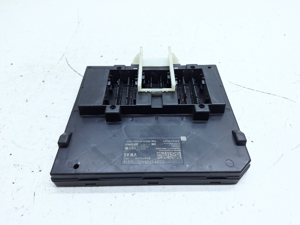 Módulo Conforto Bcm Audi Q3 Rs 2.5 2021 2022 5q0937084dl