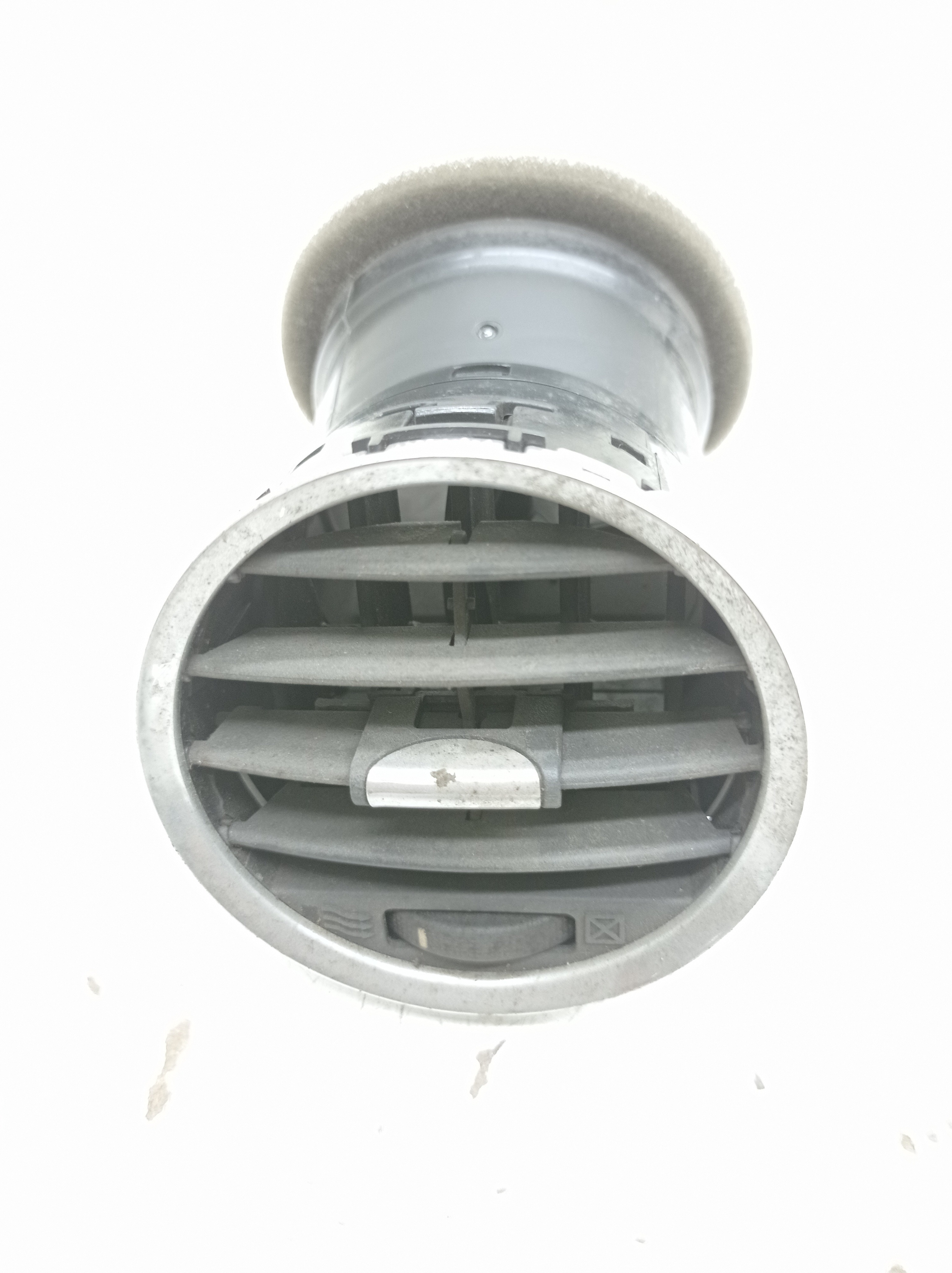 Difusor Ar Esquerdo Chevrolet Captiva 2.4 2010 / 2011