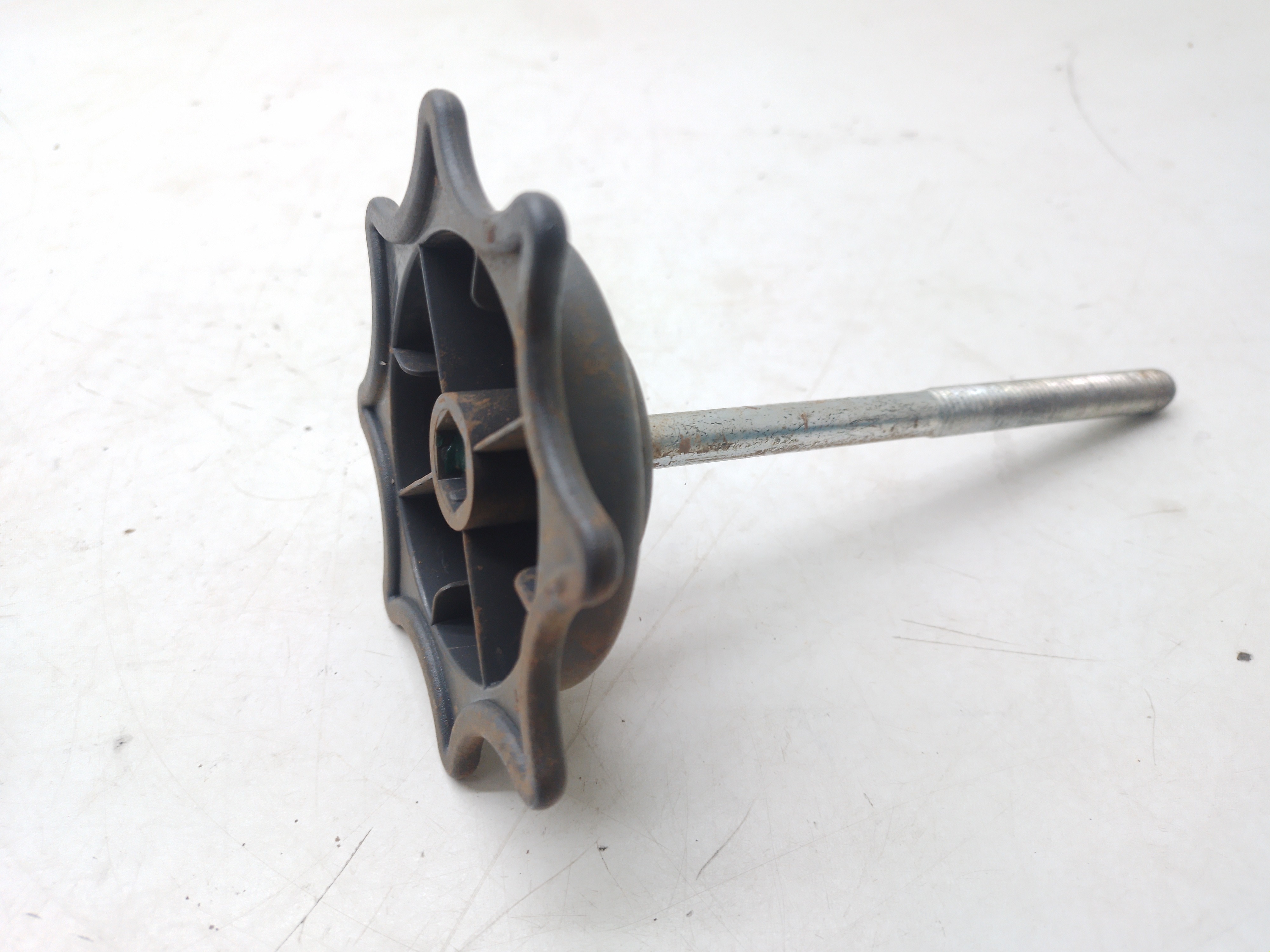 Parafuso Trava Estepe Vw Polo Gts 1.4 2020 / 2021
