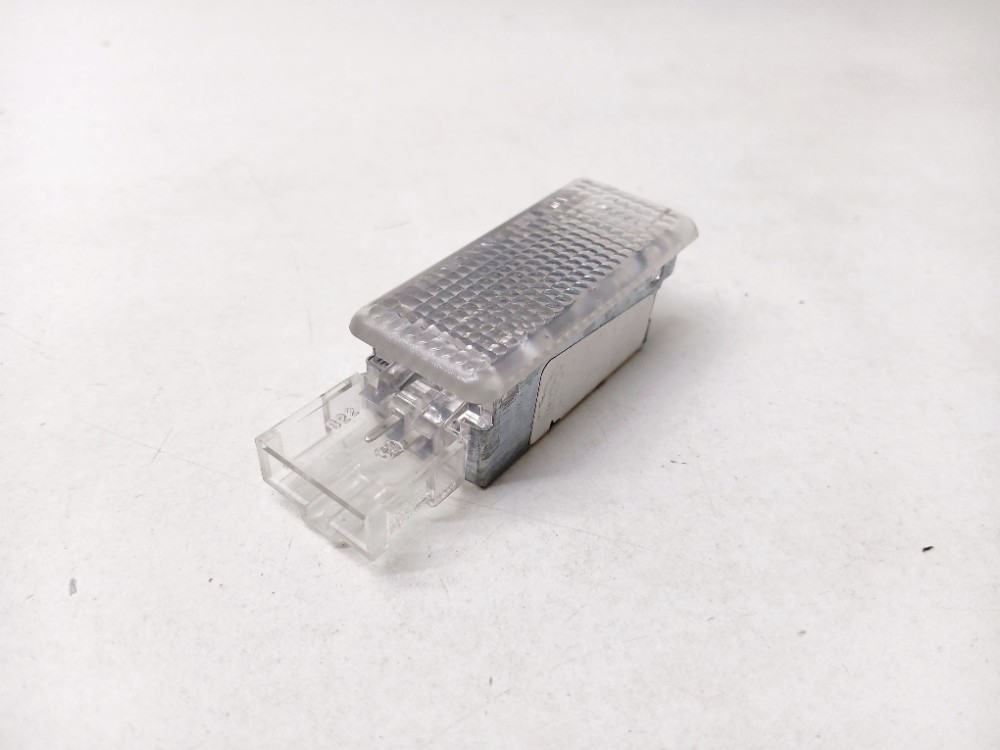 Luz Cortesia Porta Luvas Vw Tiguan Tsi 2.0 2018 6l0947565