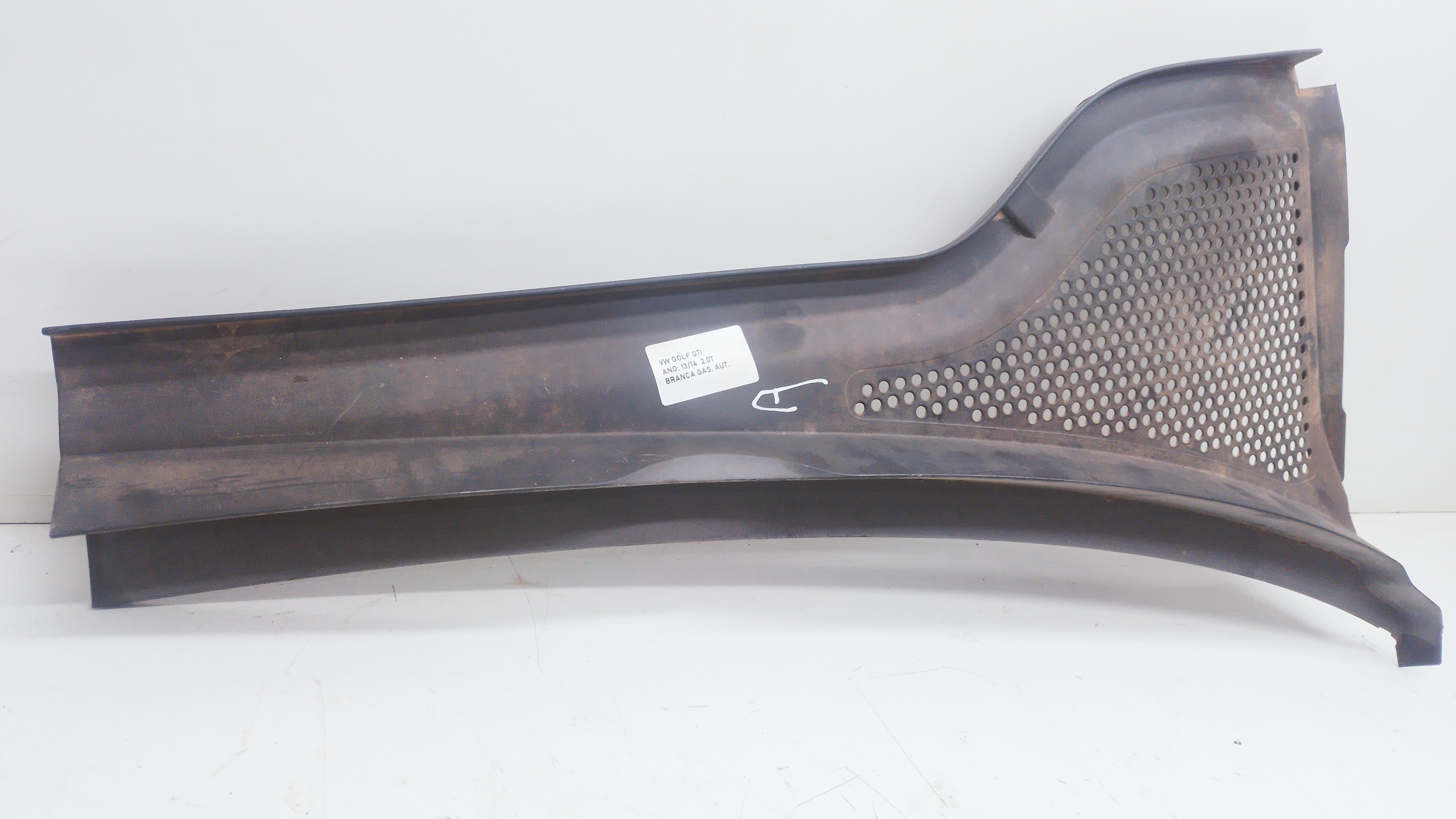 Acabamento Churrasqueira Direito Vw Golf 2014 Nº5g1819404a