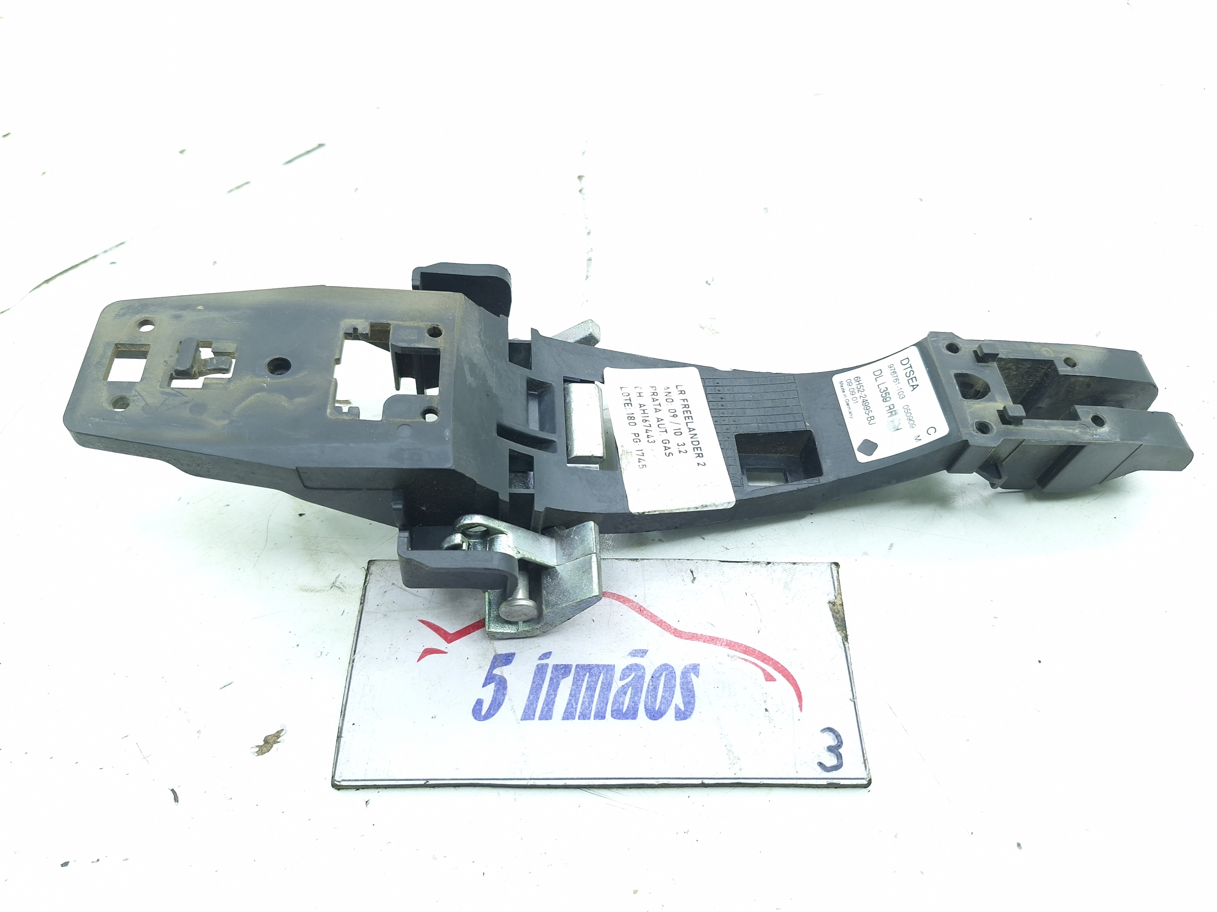 Suporte Maçaneta Traseira Esquerda Freelander 2 3.2 2010 Traseira