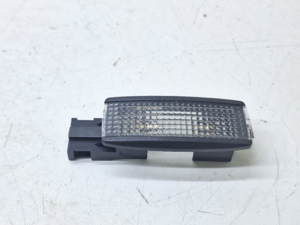 Luz Teto Cortesia Vw Polo Gts 1.4t 2023 2024 3b0947113