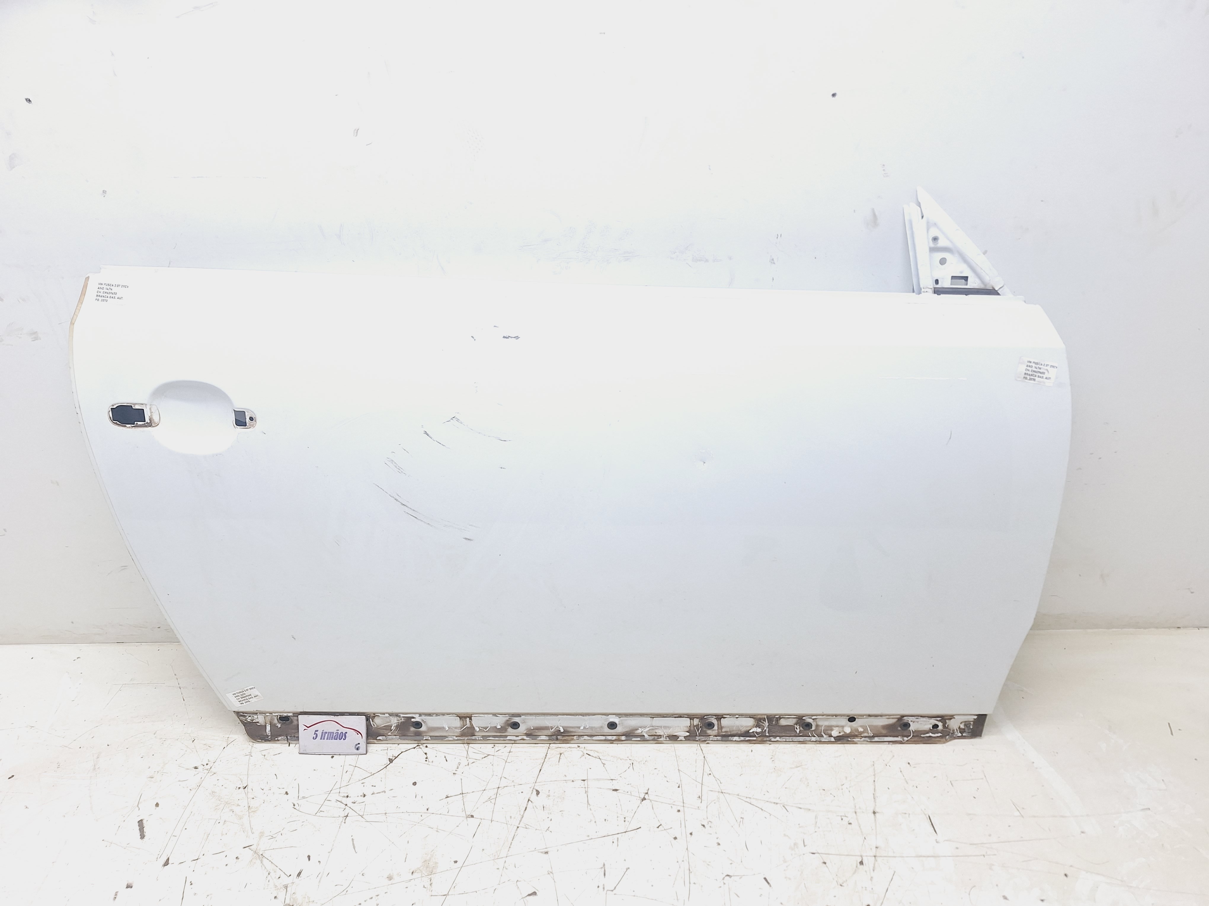 Porta Dianteira Direita Vw Fusca Tsi 2.0 Turbo Aut 2013/2014 Dianteira Direita Branco
