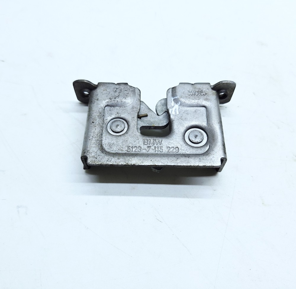 Fechadura Capô Esquerdo Bmw 335i 3.0 2007 51237115229