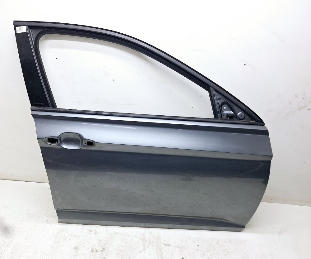 Porta Dianteira Direita Vw Jetta Tsi 1.4 2018 2019 Dianteira Direita Preto