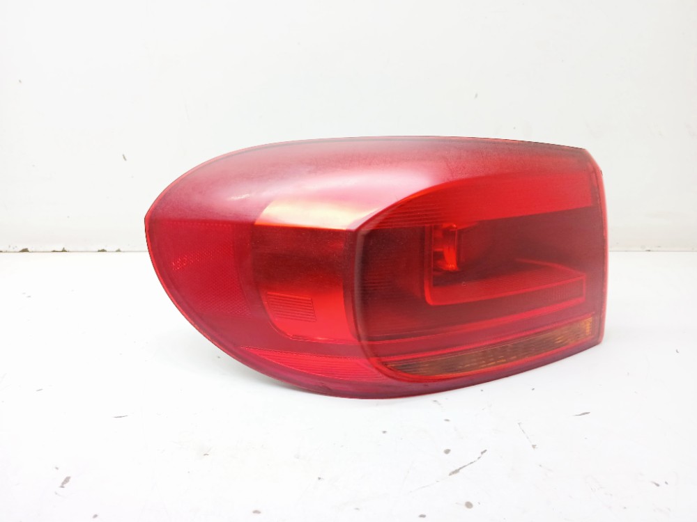 Lanterna Esquerda Volkswagen Tiguan 2.0 Turbo 2011 2012  Vermelho