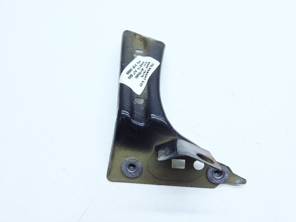 Suporte Paralama Esquerdo Vw Passat Tsi 2.0 2018 3g0821141a