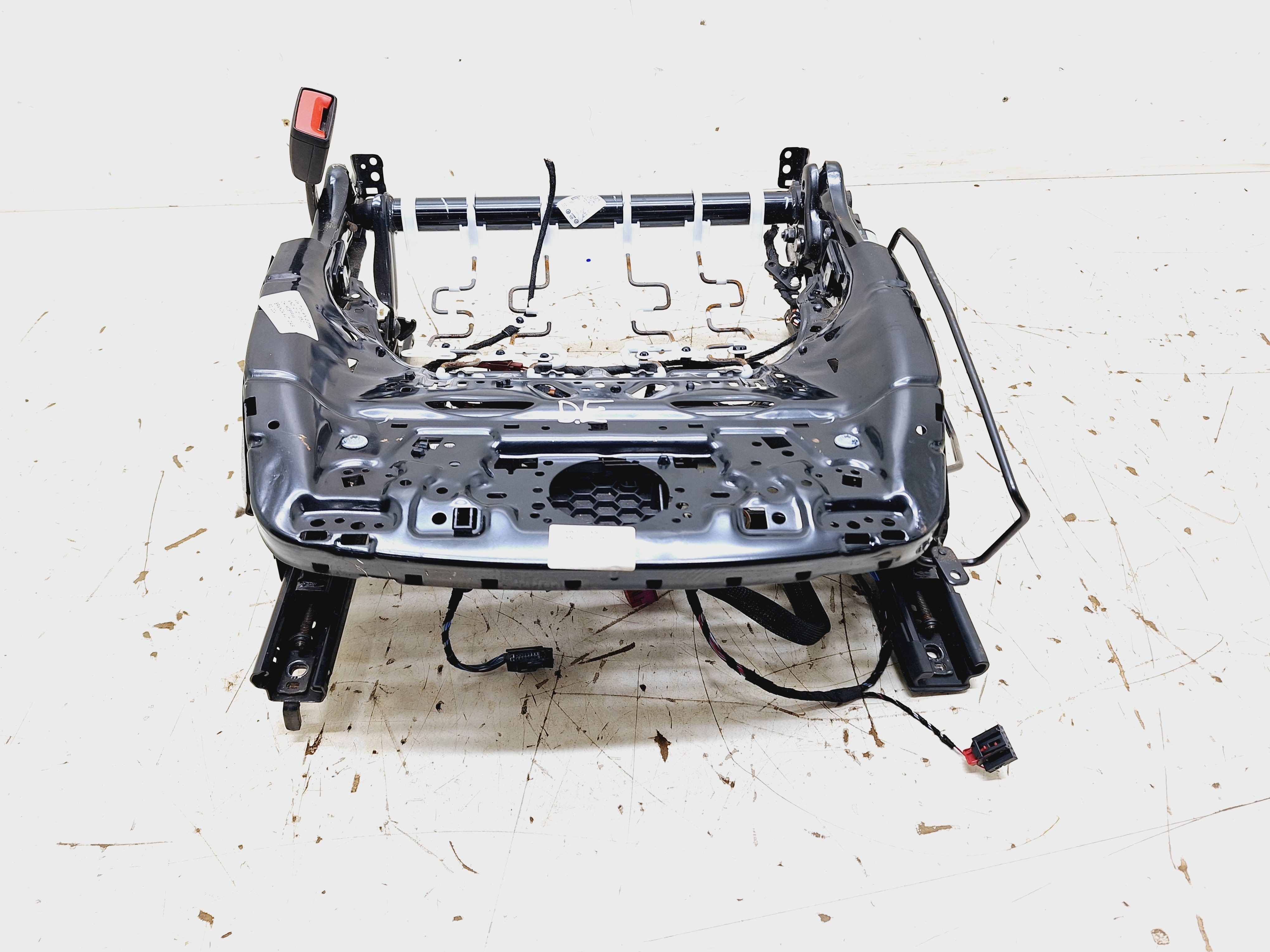 Assento Banco Dianteiro Esquerdo Volkswagen Tiguan 2.0 2021 Preto