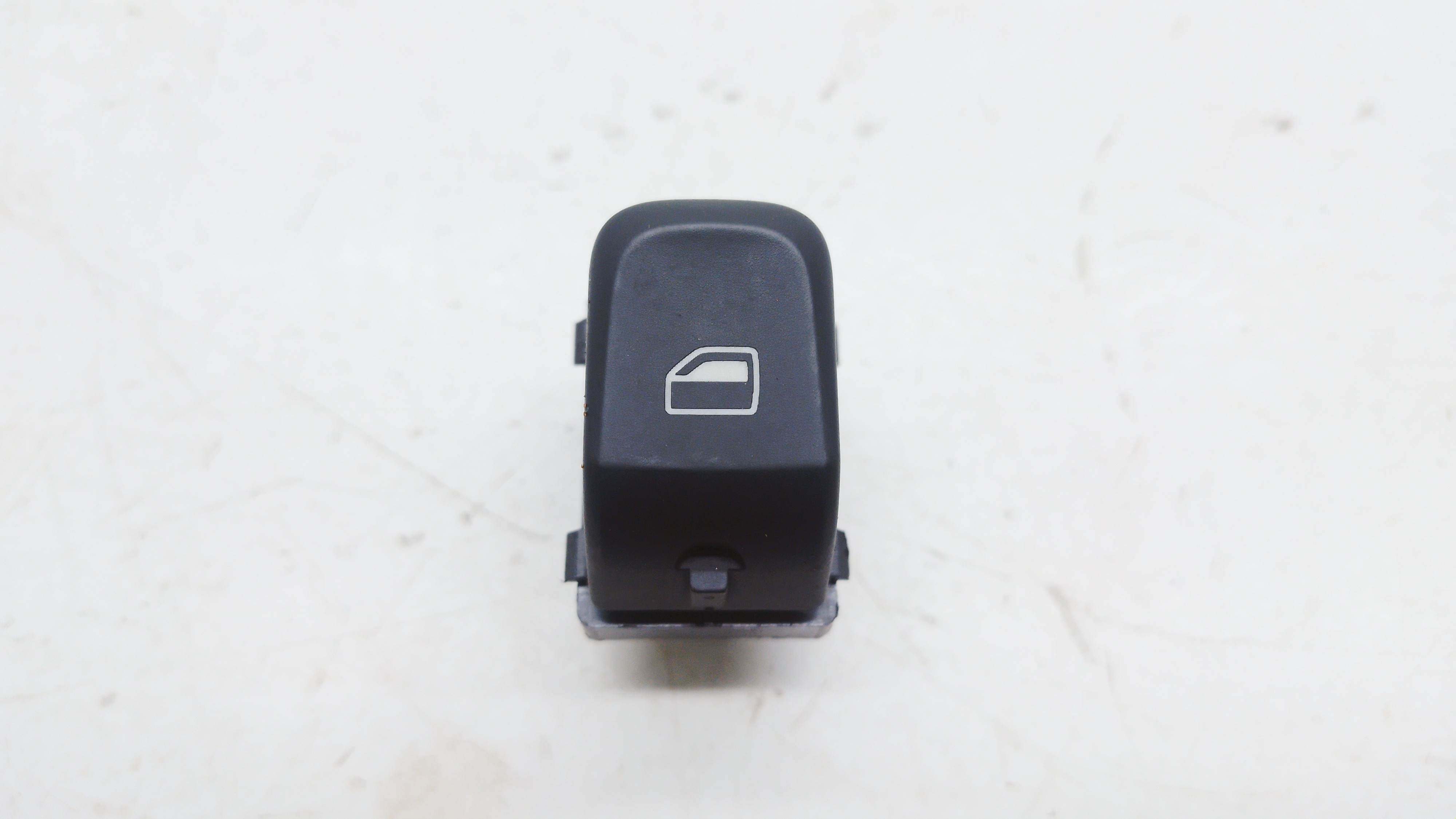 Comando Vidro Traseiro Direito Audi Q3 2017 Nº4g0959855
