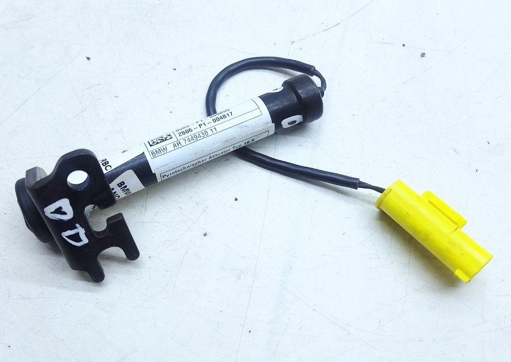 Atuador Dobradiça Capô Direita Bmw M3 3.0 2026 744943011