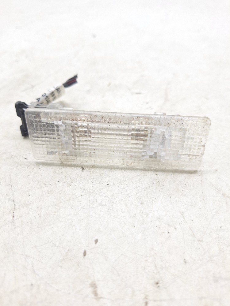 Luz Cortesia Vw Tiguan Tsi 2.0 2018 2019 5k0947101