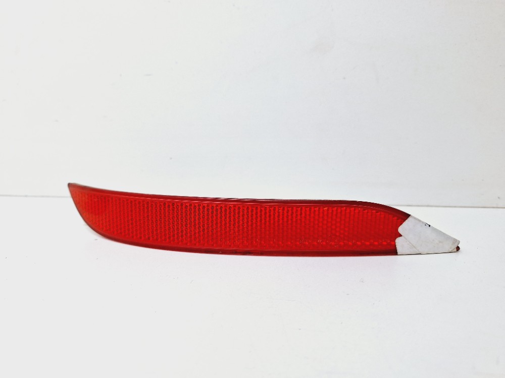 Refletor Olho Gato Direito Bmw X1 2.0 2013 2014 2015 7314884 Vermelho