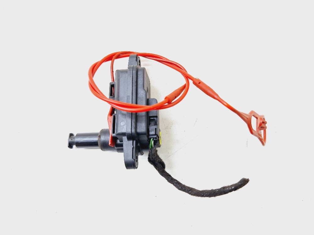 Motor Atuador Portinhola Audi A3 1.4 2020 2021 8v0862153