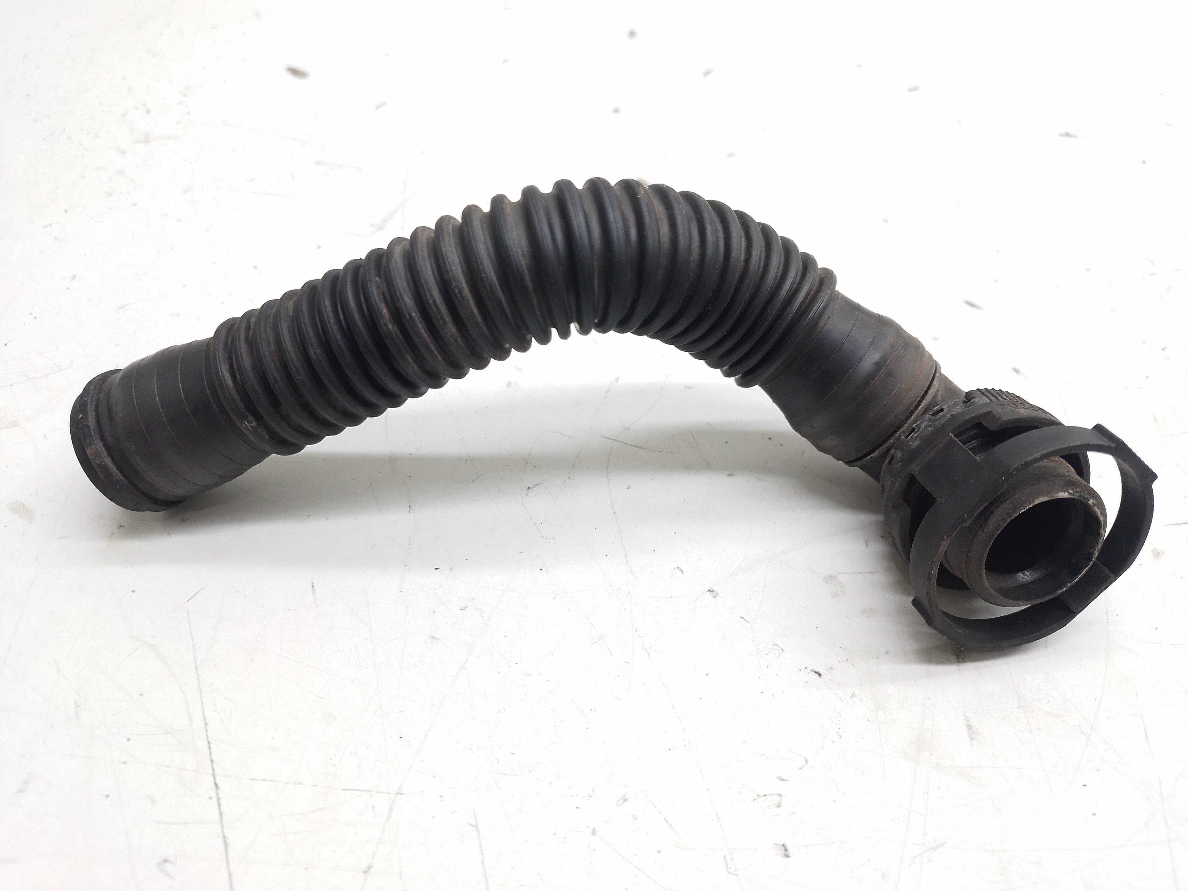 Mangueira Respiro Motor Vw Golf Tsi 1.4 2014 / 2015